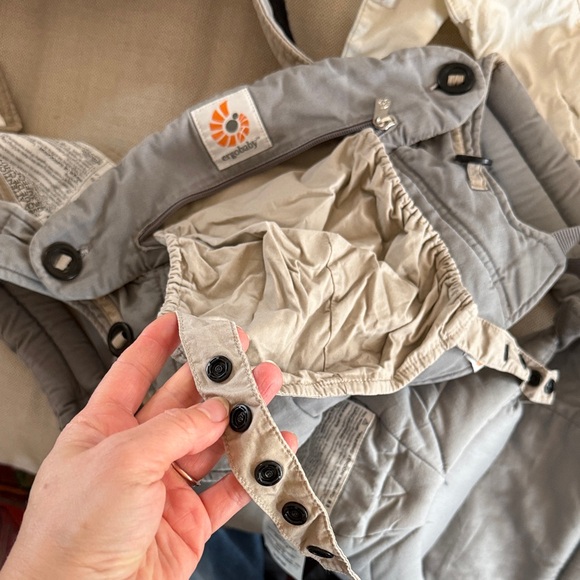 Ergobaby 360 - Picture 7 of 7